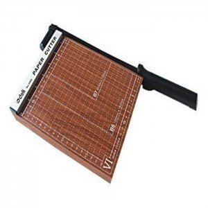 DELI 8006 A5 Size Paper Cutter with Wooden Base (200mmX180mm), 8inchesx7inches